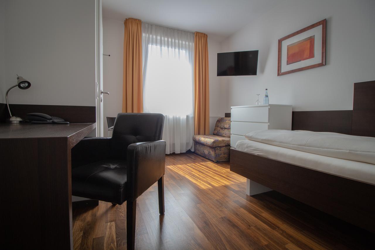 Hotel Goldene Gans Mannheim Extérieur photo
