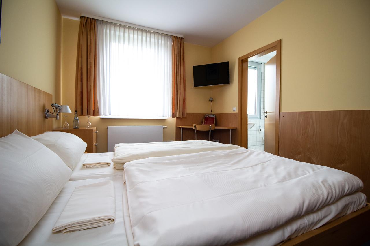 Hotel Goldene Gans Mannheim Extérieur photo